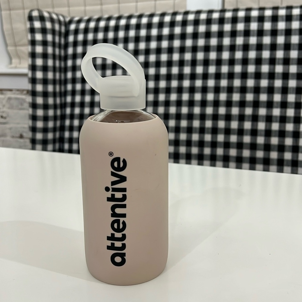 BKR - Attentive Glass Water Bottle